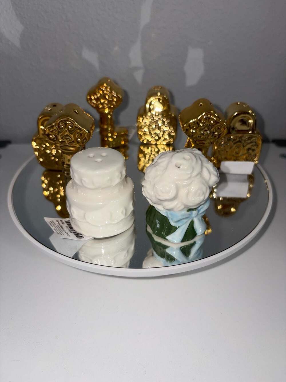 Cracker Barrel Miniature Wedding Salt & Pepper Shakers